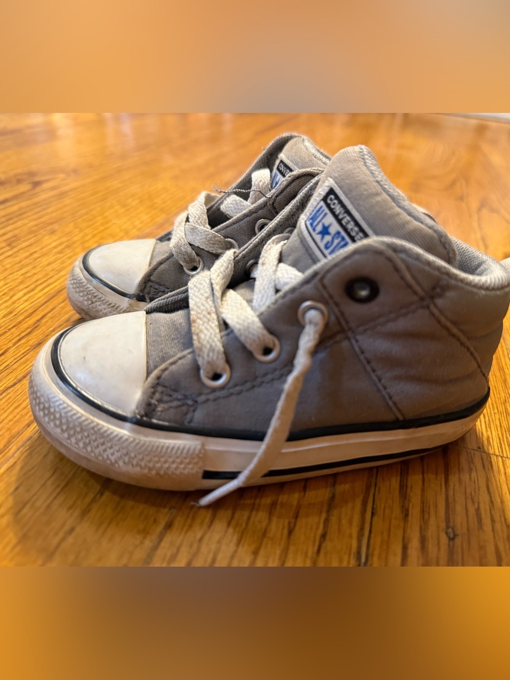 Converse Kids Gray Canvas Low-Top Sneakers with White Accents